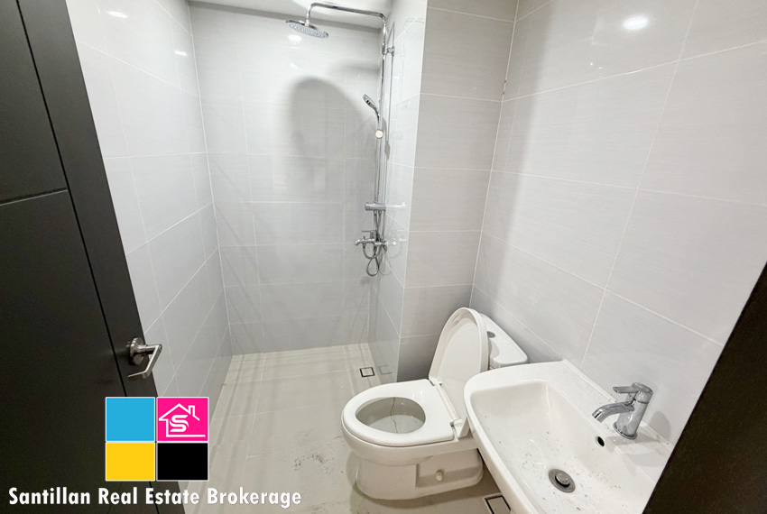 FOR SALE CORNER UNIT IN BASELINE PRESTIGE CONDOMINIUM CEBU CITY 6