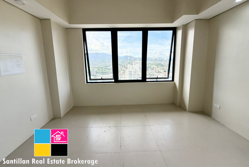 FOR SALE CORNER UNIT IN BASELINE PRESTIGE CONDOMINIUM CEBU CITY 7