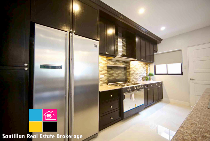 FOR SALE FURNISHED HOUSE WITH SWIMMING POOL IN MOLAVE HIGHLAND CONSOLACION CEBU 6